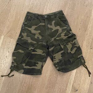 Jaded London Camo Shorts - Size 28